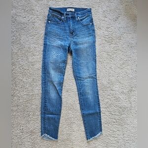 MOVING SALE Madewell Women's Blue Jeans